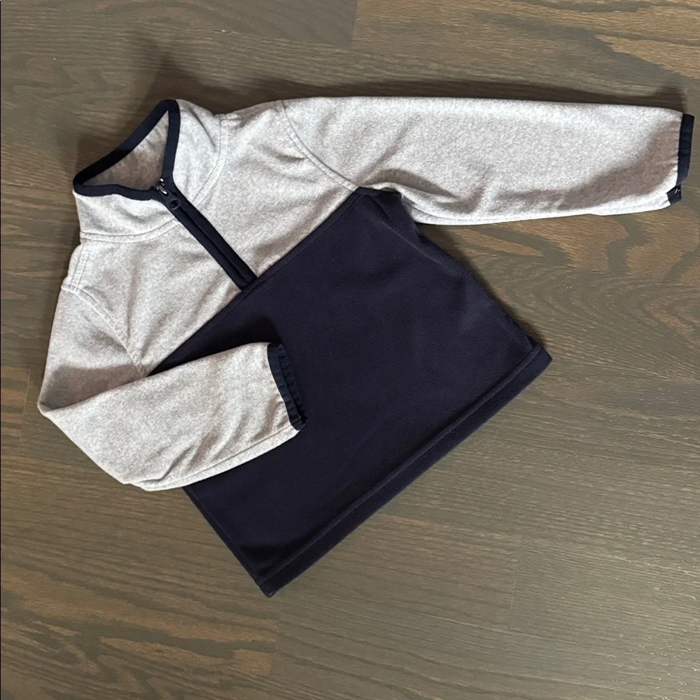 NWOT OshKosh B’gosh Navy Gray Colorblock Microfleece 1/4 Zip | 3T
